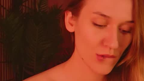 Snapshot of hina_derry_ chatting on 01-11-25, 04:57 Hina online show from 01-11-25, 04:57