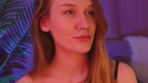 Snapshot of hina_derry_ chatting on 01-13-25, 06:05 Hina online show from 01-13-25, 06:05