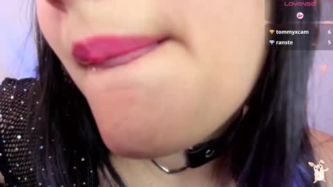 Snapshot of hinata_21_ chatting on 12-16-24, 08:37 hinata online show from 12-16-24, 08:37