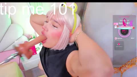 hinata_dolly online show from 11-11-25, 11:43