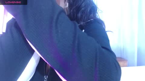 hinata lee online show from 09-20-25, 06:53