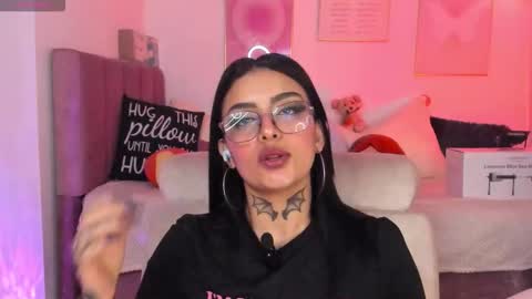 Snapshot of hinataweed01 chatting on 11-05-25, 03:06 Karol Independent Model online show from 11-05-25, 03:06