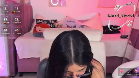 Snapshot of hinataweed01 chatting on 11-12-25, 01:28 Karol Independent Model online show from 11-12-25, 01:28