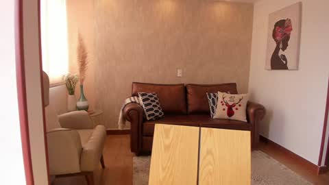 Hinnata online show from 12-25-24, 05:58