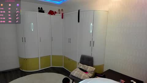 Snapshot of hip_hop_baby chatting on 02-14-26, 06:10 Leya Day Mary Night PvT Open online show from 02-14-26, 06:10