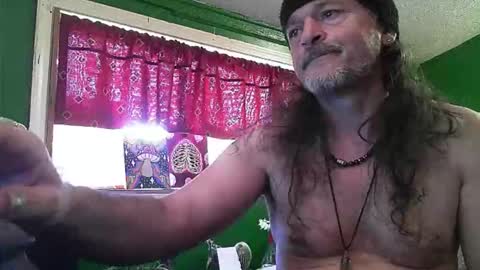hippiedad333 online show from 05-04-26, 10:28