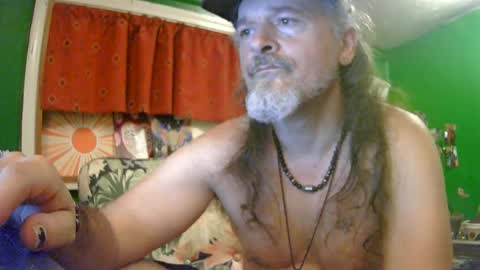 hippiedad333 online show from 06-28-26, 01:44
