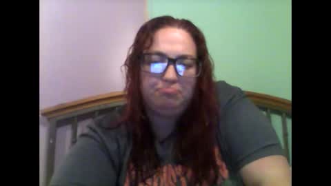Snapshot of hisandhers428 chatting on 04-18-26, 09:37 Hisandhers428 online show from 04-18-26, 09:37
