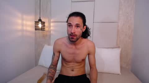 Hisoka online show from 09-27-25, 07:30