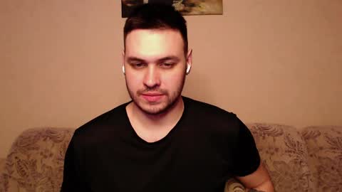 Hisoka online show from 04-05-26, 12:30