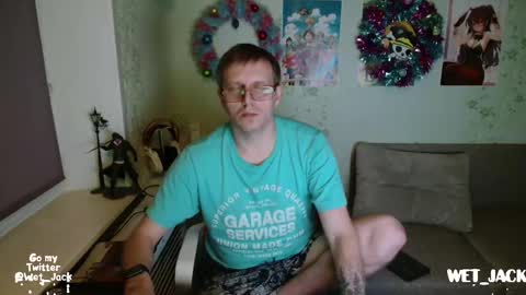 Snapshot of hlestus chatting on 12-16-24, 04:38 Wet Jack online show from 12-16-24, 04:38