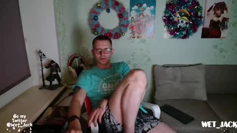 Snapshot of hlestus chatting on 12-22-24, 08:36 Wet Jack online show from 12-22-24, 08:36
