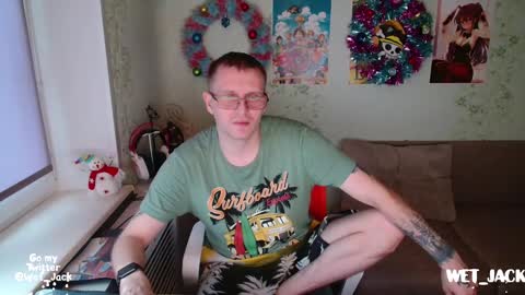 Snapshot of hlestus chatting on 12-30-24, 06:42 Wet Jack online show from 12-30-24, 06:42