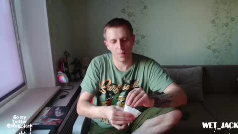 Snapshot of hlestus chatting on 01-20-25, 12:18 Wet Jack online show from 01-20-25, 12:18