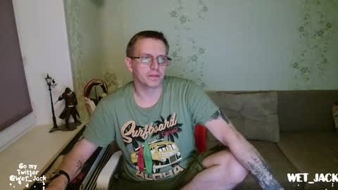 Snapshot of hlestus chatting on 01-22-25, 05:06 Wet Jack online show from 01-22-25, 05:06