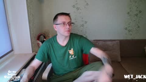 Snapshot of hlestus chatting on 01-26-25, 12:33 Wet Jack online show from 01-26-25, 12:33