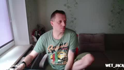 Snapshot of hlestus chatting on 01-31-25, 06:24 Wet Jack online show from 01-31-25, 06:24