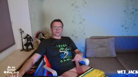 Snapshot of hlestus chatting on 02-06-25, 05:40 Wet Jack online show from 02-06-25, 05:40