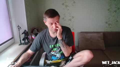 Snapshot of hlestus chatting on 02-07-25, 06:03 Wet Jack online show from 02-07-25, 06:03