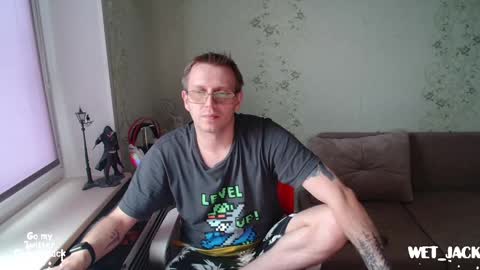 Snapshot of hlestus chatting on 02-08-25, 12:06 Wet Jack online show from 02-08-25, 12:06
