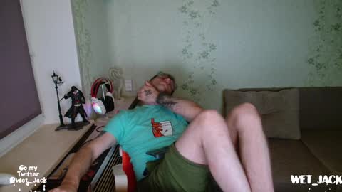 Snapshot of hlestus chatting on 03-05-25, 05:39 Wet Jack online show from 03-05-25, 05:39