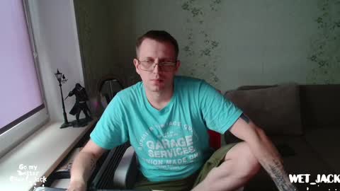 Snapshot of hlestus chatting on 03-09-25, 12:09 Wet Jack online show from 03-09-25, 12:09