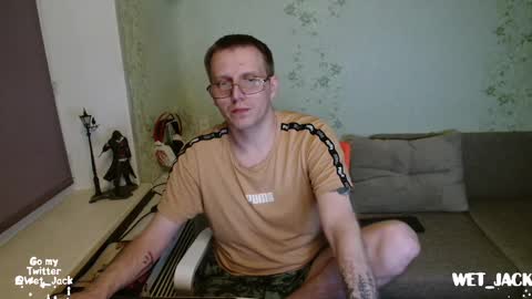Snapshot of hlestus chatting on 03-12-25, 07:06 Wet Jack online show from 03-12-25, 07:06