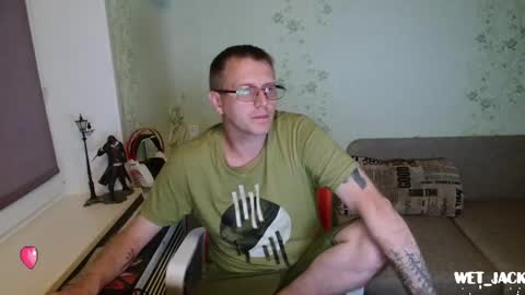 Snapshot of hlestus chatting on 09-18-25, 06:10 Wet Jack online show from 09-18-25, 06:10