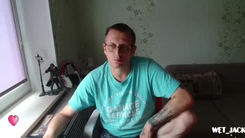 Snapshot of hlestus chatting on 09-20-25, 05:41 Wet Jack online show from 09-20-25, 05:41