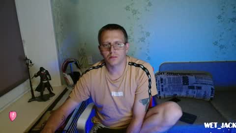 Snapshot of hlestus chatting on 09-25-25, 07:06 Wet Jack online show from 09-25-25, 07:06