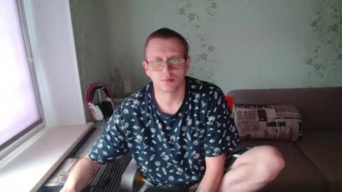 Snapshot of hlestus chatting on 10-17-25, 06:05 Wet Jack online show from 10-17-25, 06:05