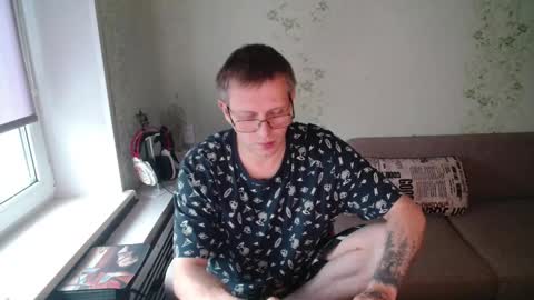 Snapshot of hlestus chatting on 10-20-25, 04:57 Wet Jack online show from 10-20-25, 04:57