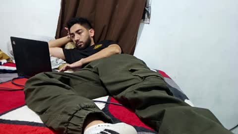 hnsigle77sexosps online show from 06-08-26, 06:25
