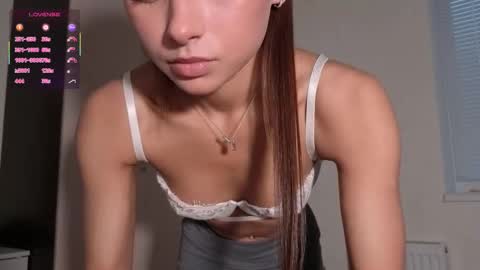 Sofia online show from 12-16-25, 12:32