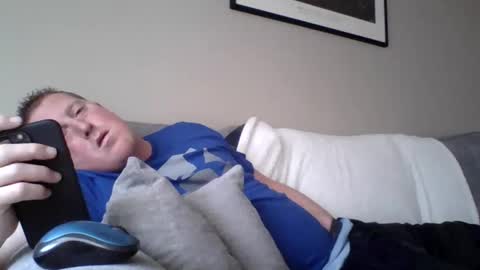 Snapshot of hockey258387 chatting on 02-26-25, 08:22 THE MAN online show from 02-26-25, 08:22