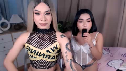 Snapshot of hoellygia chatting on 02-22-26, 12:36 IM NEW HERE ITS ME GIA online show from 02-22-26, 12:36