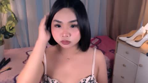 Snapshot of hoellygia chatting on 02-26-26, 10:20 IM NEW HERE ITS ME GIA online show from 02-26-26, 10:20