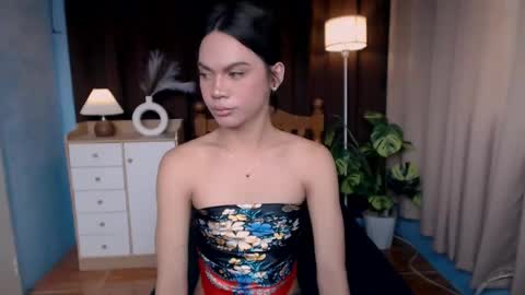 Snapshot of hoellygia chatting on 03-18-26, 07:00 IM NEW HERE ITS ME GIA online show from 03-18-26, 07:00