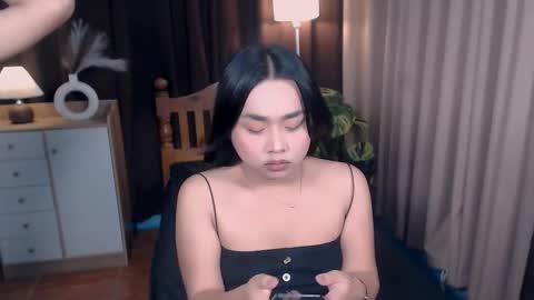 Snapshot of hoellygia chatting on 03-21-26, 10:24 IM NEW HERE ITS ME GIA online show from 03-21-26, 10:24