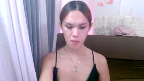 Laylia3 online show from 06-09-26, 08:15