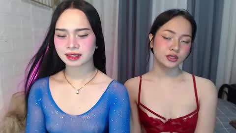 hoelymolly online show from 06-24-26, 06:51