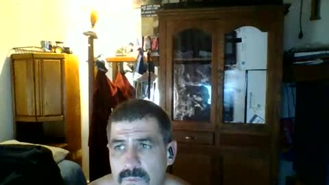 hoglegg99384194 online show from 11-19-25, 09:42