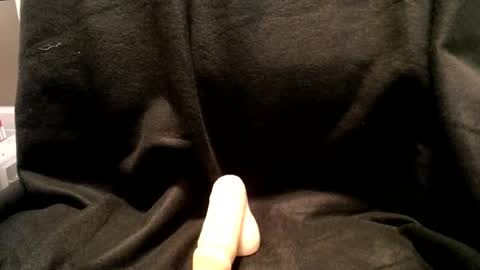 hoiiand48482 online show from 12-20-24, 09:21