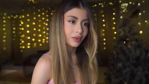 Moni Monica online show from 12-20-25, 08:10