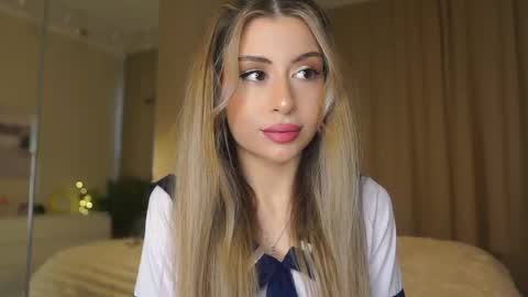 Moni Monica online show from 03-12-26, 08:09