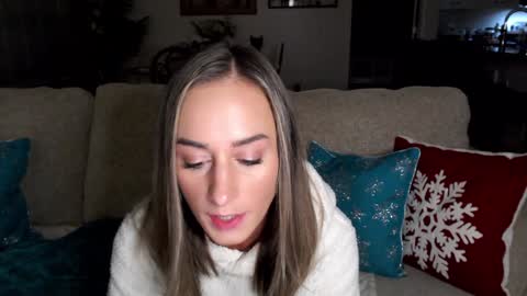 Holi Hurricane online show from 12-09-24, 03:07