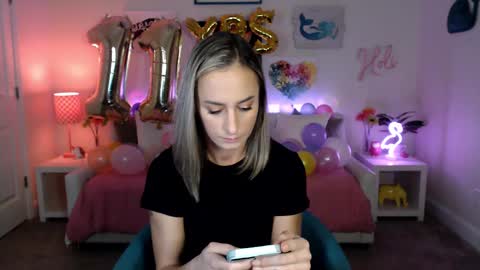 Holi Hurricane online show from 02-22-25, 05:12