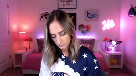 Holi Hurricane online show from 10-22-25, 02:23