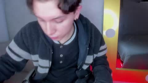 Snapshot of hollannd_ chatting on 06-20-26, 12:19 Holland online show from 06-20-26, 12:19