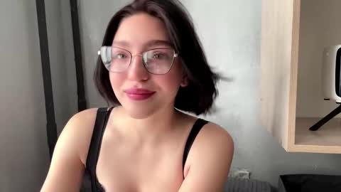 Sofia online show from 03-05-26, 05:14